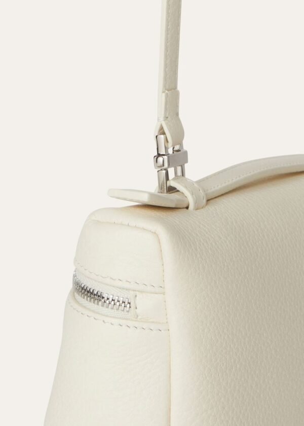 Extra Pocket L19 clutch