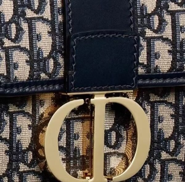 30 MONTAIGNE MICRO BAG