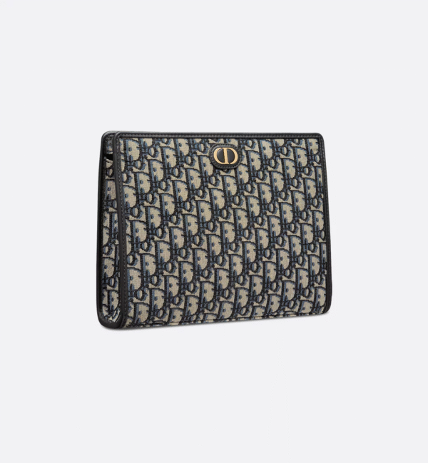 30 Montaigne Dea Pouch