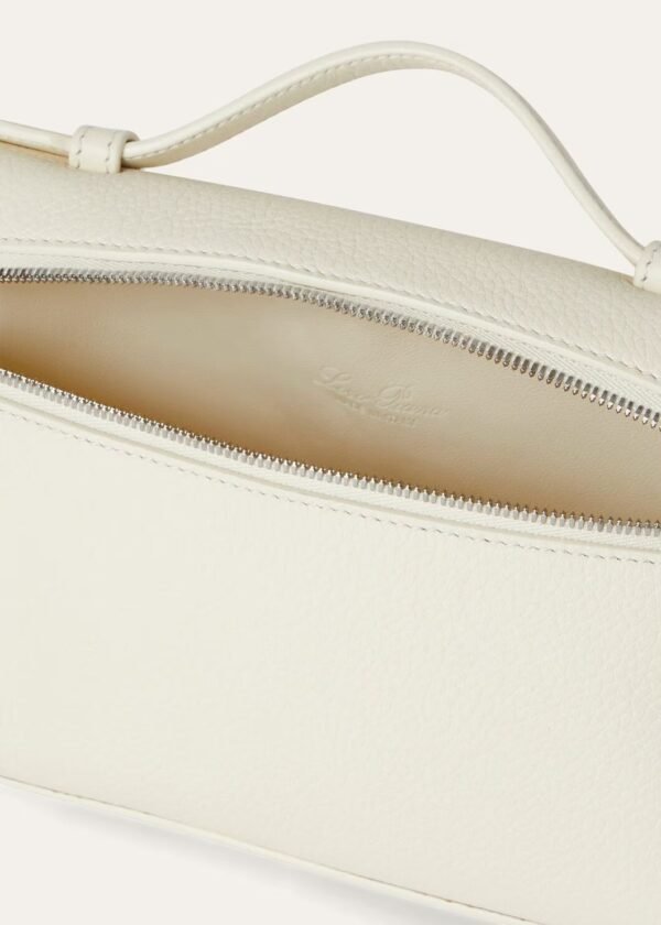 Extra Pocket L19 clutch