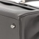 Togo Kelly Retourne 28 Etain