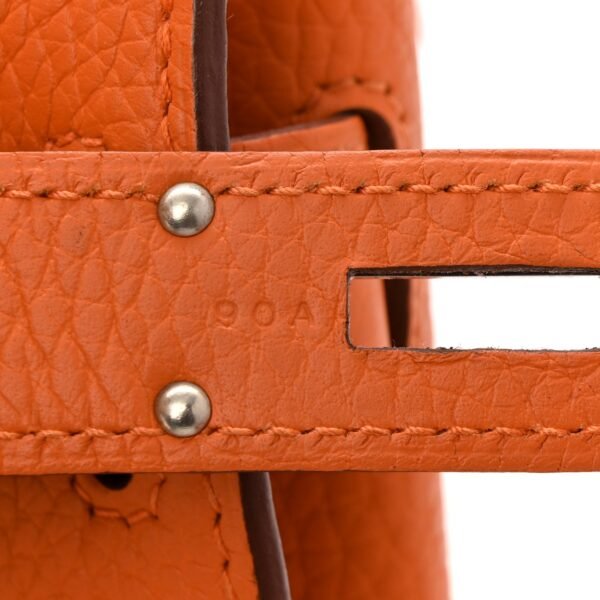 Taurillon Clemence Jypsiere 31 Orange