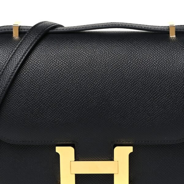 Epsom Constance 18 Black