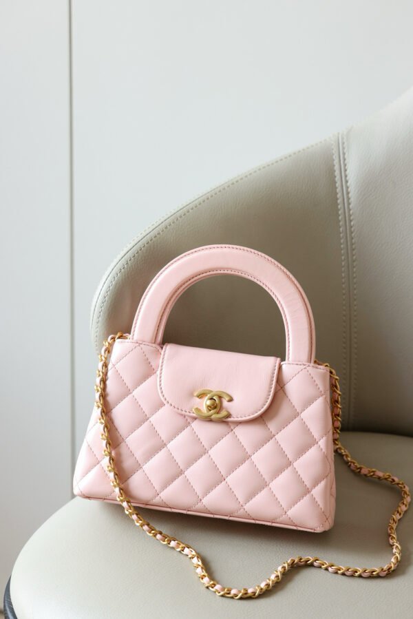 CHANEL 23K Kelly  Waxed Calfskin Leather Handbag Bag – Light Pink (23K Pink)