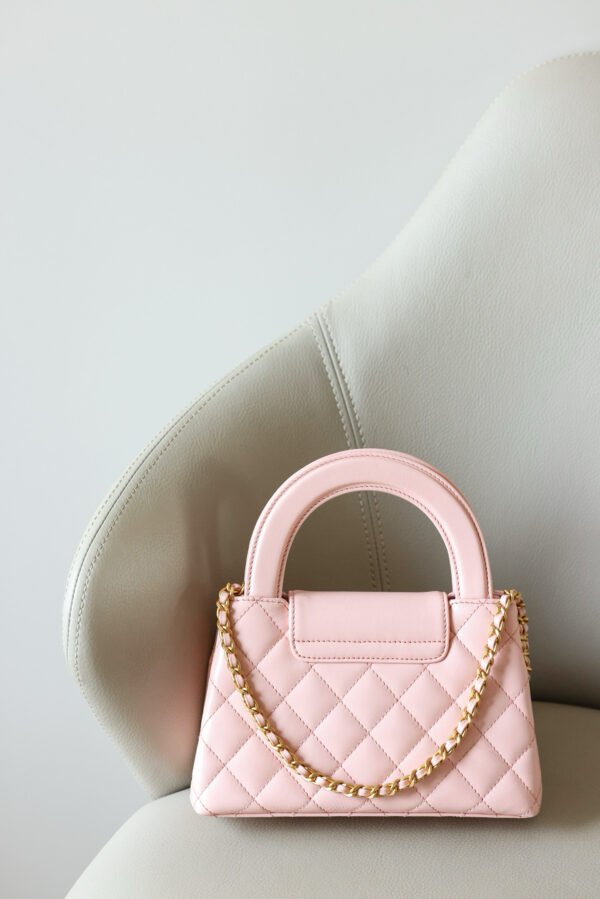 CHANEL 23K Kelly  Waxed Calfskin Leather Handbag Bag – Light Pink (23K Pink)
