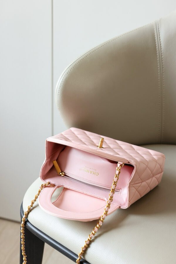 CHANEL 23K Kelly  Waxed Calfskin Leather Handbag Bag – Light Pink (23K Pink)
