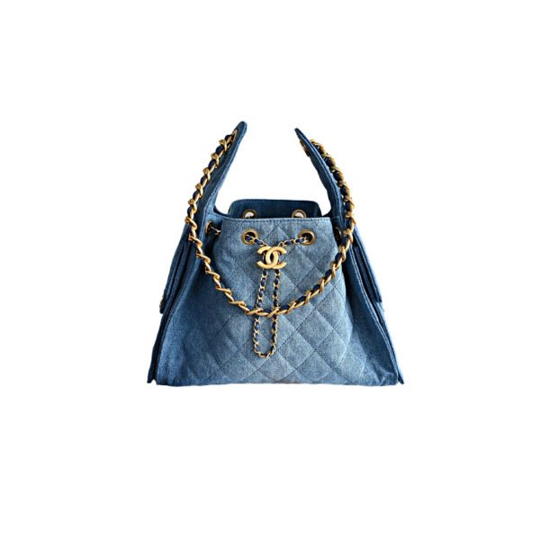CHANEL 25bag Small size – Blue Denim Shoulder Bag with Gold Buckle