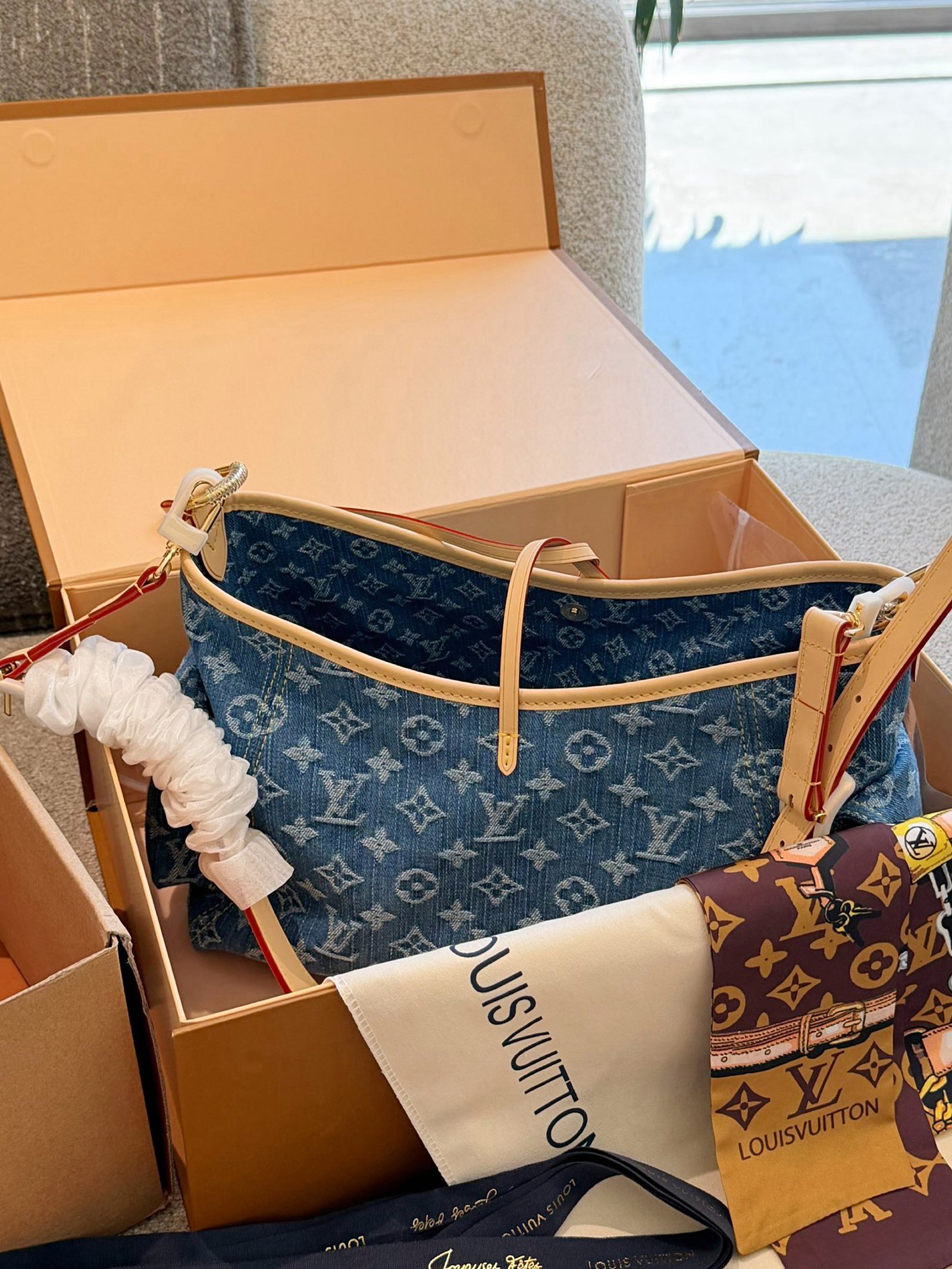 LOUIS VUITTON Carryall Cargo PM – Blue Monogram Denim-Signature Collection
