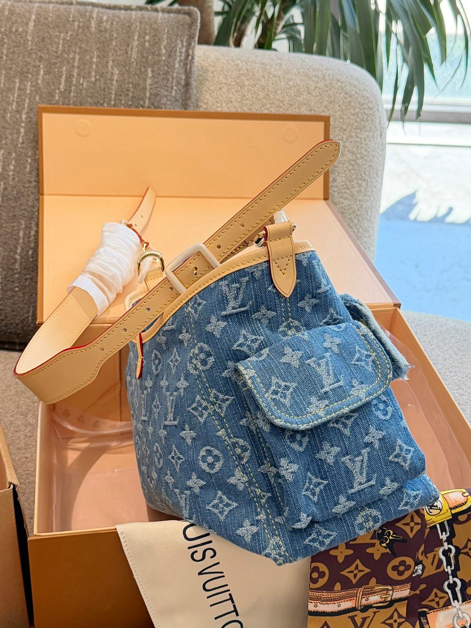 LOUIS VUITTON Carryall Cargo PM – Blue Monogram Denim-Signature Collection